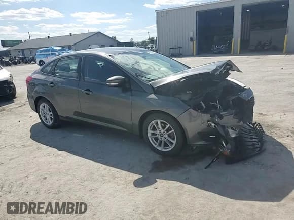 ✅ 2017 Ford Focus SE • VIN: 1FADP3F26HL203143 • Lot: 81853275. Listed on Copart with 83,014 mi. Free auction sales archive from the USA and detailed vehicle history report at DreamBid. Image 13.