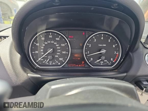 ✅ 2009 BMW 1 Series 135i • VIN: WBAUN93569VK41024 • Лот: 55591965. Опубликован ранее на Copart с пробегом 127 205 миль. Бесплатный доступ к архиву аукционных продаж из США и подробный отчёт об истории автомобиля на DreamBid. Изображение 8.