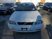 ✅ 2003 Volvo S40 • VIN: YV1VS27583F975077 • Lot: 90726395. Wystawiony na Copart z przebiegiem 131 575 mil. Bezpłatny archiwum sprzedaży aukcyjnych z USA i szczegółowy raport historii pojazdu na DreamBid. Zdjęcie 5.