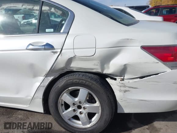 ✅ 2008 Honda Accord EX-L • VIN: 1HGCP36818A069584 • Лот: 43587765. Опубликован ранее на IAAI с пробегом 213 460 миль. Бесплатный доступ к архиву аукционных продаж из США и подробный отчёт об истории автомобиля на DreamBid. Изображение 6.