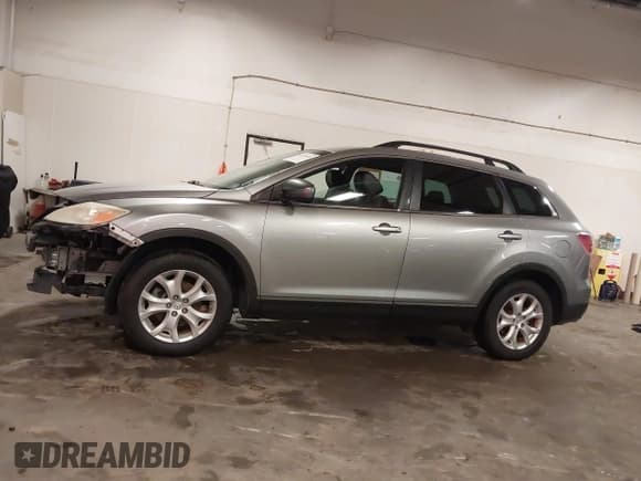 ✅ 2012 Mazda CX-9 Touring • VIN: JM3TB3CV3C0350685 • Lot: 42714426. Listed on IAAI with 145,873 mi. Free auction sales archive from the USA and detailed vehicle history report at DreamBid. Image 15.