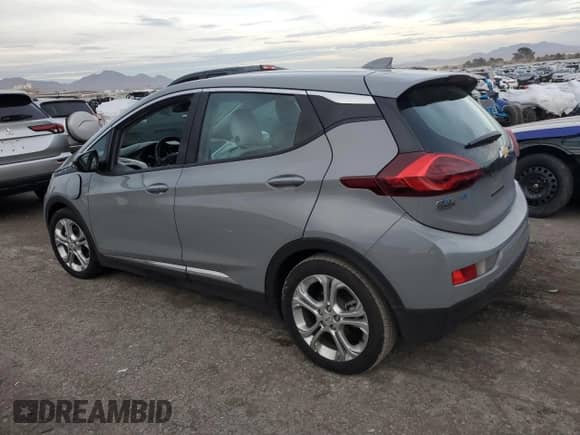 2020 Chevrolet Bolt EV LT z VIN 1G1FY6S00L4150375, wystawiony jako Copart lot #82178423 z przebiegiem 32 442 mil mil oraz . Historia ofert i sprzedaży dostępna na DreamBid. Obrazek 2.