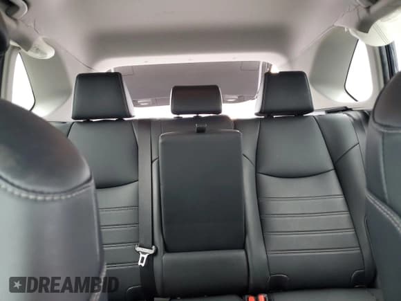 ✅ 2021 Toyota RAV4 XLE Premium • VIN: 2T3A1RFVXMC223139 • Lot: 80112865. Listed on Copart with 36,676 mi. Free auction sales archive from the USA and detailed vehicle history report at DreamBid. Image 10.