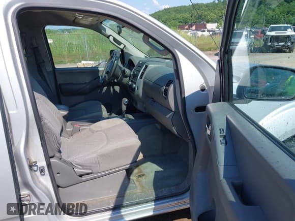 ✅ 2012 Nissan Frontier SV • VIN: 1N6AD0EV2CC406603 • Lot: 42638315. Wystawiony na IAAI z przebiegiem 144 481 mil. Bezpłatny archiwum sprzedaży aukcyjnych z USA i szczegółowy raport historii pojazdu na DreamBid. Zdjęcie 5.