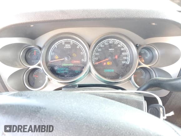 ✅ 2011 Chevrolet Silverado 1500 1HY • VIN: 3GCUKUEJ1BG109845 • Lot: 55251695. Listed on Copart with 131,940 mi. Free auction sales archive from the USA and detailed vehicle history report at DreamBid. Image 9.