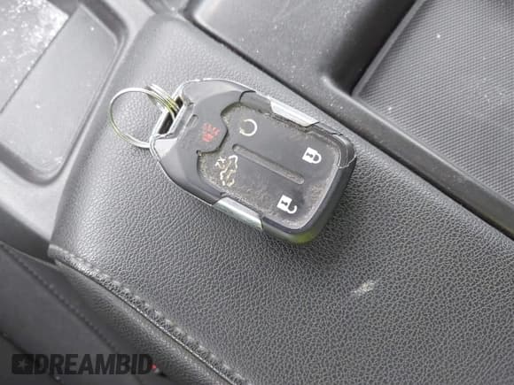 ✅ 2022 Chevrolet Silverado 1500 LT • VIN: 1GCUYDET4NZ175830 • Lot: 43666535. Listed on IAAI with 45,769 mi. Free auction sales archive from the USA and detailed vehicle history report at DreamBid. Image 11.