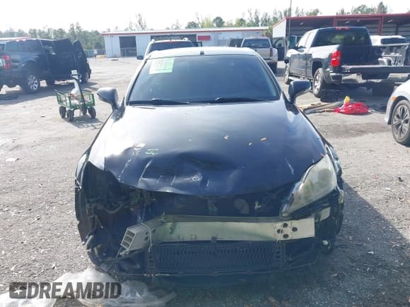 ✅ 2010 Lexus IS 250 C • VIN: JTHFF2C2XA2503573 • Lot: 43816187. Wystawiony na IAAI z przebiegiem 126 721 mil. Bezpłatny archiwum sprzedaży aukcyjnych z USA i szczegółowy raport historii pojazdu na DreamBid. Zdjęcie 12.