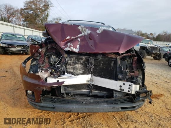 ✅ 2015 Toyota Highlander XLE • VIN: 5TDJKRFHXFS073723 • Lot: 92814545. Listed on Copart with 115,211 mi. Free auction sales archive from the USA and detailed vehicle history report at DreamBid. Image 5.