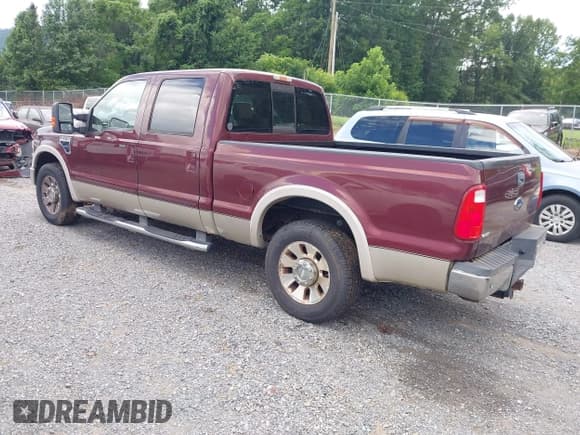 ✅ 2010 Ford F-250 XL • VIN: 1FTSW2A52AEB40052 • Лот: 42739080. Опубликован ранее на IAAI с пробегом 182 356 миль. Бесплатный доступ к архиву аукционных продаж из США и подробный отчёт об истории автомобиля на DreamBid. Изображение 3.