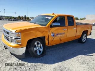 ✅ 2015 Chevrolet Silverado 1500 LS • VIN: 1GCRCPEC0FZ387454 • Лот: 84602105. Опубликован ранее на Copart с пробегом 110 403 миль. Бесплатный доступ к архиву аукционных продаж из США и подробный отчёт об истории автомобиля на DreamBid. Изображение 1.