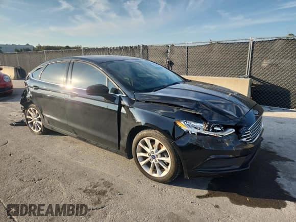 ✅ 2017 Ford Fusion SE • VIN: 3FA6P0H78HR107953 • Lot: 93312505. Wystawiony na Copart z przebiegiem 172 398 mil. Bezpłatny archiwum sprzedaży aukcyjnych z USA i szczegółowy raport historii pojazdu na DreamBid. Zdjęcie 4.