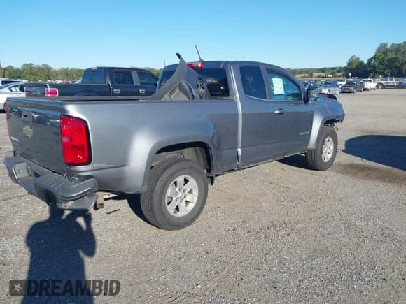 ✅ 2020 Chevrolet Colorado 2WD Work Truck • VIN: 1GCHSBEAXL1105900 • Lot: 43338028. Listed on IAAI with 70,081 mi. Free auction sales archive from the USA and detailed vehicle history report at DreamBid. Image 4.