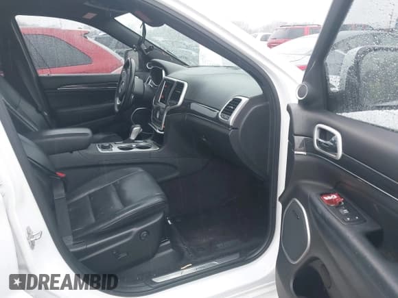 ✅ 2016 Jeep Grand Cherokee Overland • VIN: 1C4RJFCT8GC372157 • Lot: 41422440. Listed on IAAI with 153,067 mi. Free auction sales archive from the USA and detailed vehicle history report at DreamBid. Image 5.