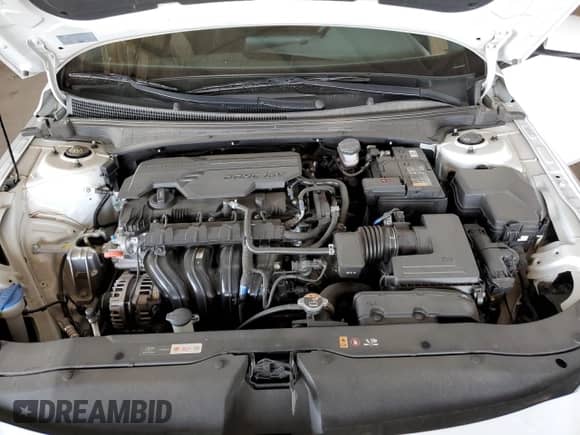 2024 Hyundai Elantra SEL with VIN KMHLM4DG4RU685556, listed as a Copart auction lot 68672445 with 20,107 mi miles and Salvage title. Bid and sale history available at DreamBid. Image 11.