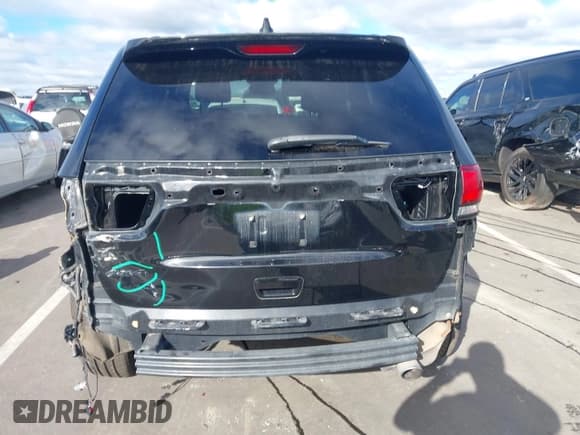 ✅ 2019 Jeep Grand Cherokee Upland • VIN: 1C4RJFAGXKC569846 • Lot: 43416978. Listed on IAAI with 86,782 mi. Free auction sales archive from the USA and detailed vehicle history report at DreamBid. Image 17.