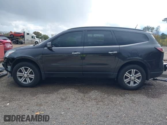 ✅ 2016 Chevrolet Traverse LT • VIN: 1GNKVGKD0GJ103756 • Lot: 43512000. Wystawiony na IAAI z przebiegiem 118 240 mil. Bezpłatny archiwum sprzedaży aukcyjnych z USA i szczegółowy raport historii pojazdu na DreamBid. Zdjęcie 15.