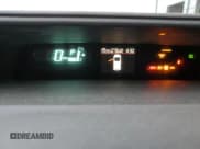 ✅ 2014 Toyota Prius One • VIN: JTDKDTB34E1566511 • Lot: 92073965. Wystawiony na Copart z przebiegiem 112 757 mil. Bezpłatny archiwum sprzedaży aukcyjnych z USA i szczegółowy raport historii pojazdu na DreamBid. Zdjęcie 9.