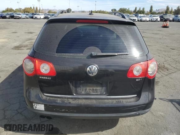 ✅ 2007 Volkswagen Passat 2.0T • VIN: WVWTK73C57E000532 • Лот: 75121744. Опубликован ранее на Copart с пробегом 207 054 миль. Бесплатный доступ к архиву аукционных продаж из США и подробный отчёт об истории автомобиля на DreamBid. Изображение 6.