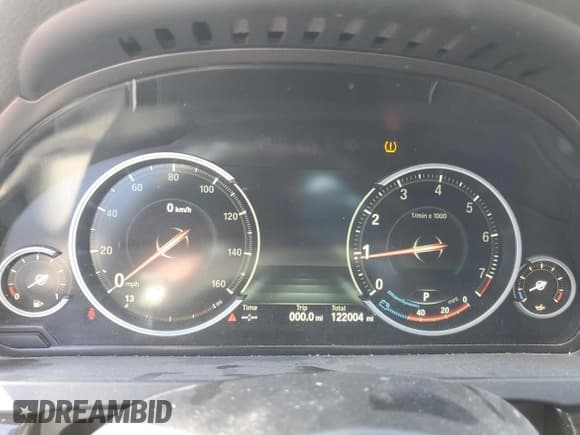 ✅ 2014 BMW 7 Series 740i • VIN: WBAYA6C50ED144560 • Lot: 64113155. Wystawiony na Copart z przebiegiem 122 004 mil. Bezpłatny archiwum sprzedaży aukcyjnych z USA i szczegółowy raport historii pojazdu na DreamBid. Zdjęcie 9.