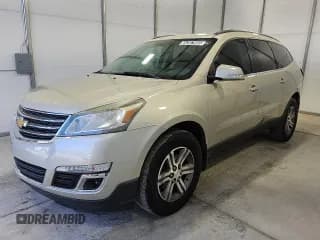 ✅ 2015 Chevrolet Traverse LT • VIN: 1GNKRGKD7FJ361372 • Lot: 84387665. Wystawiony na Copart z przebiegiem 195 236 mil. Bezpłatny archiwum sprzedaży aukcyjnych z USA i szczegółowy raport historii pojazdu na DreamBid. Zdjęcie 1.