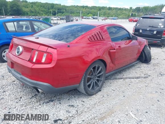 ✅ 2010 Ford Mustang GT • VIN: 1ZVBP8CH5A5146206 • Лот: 42789926. Опубликован ранее на IAAI с пробегом 151 898 миль. Бесплатный доступ к архиву аукционных продаж из США и подробный отчёт об истории автомобиля на DreamBid. Изображение 4.