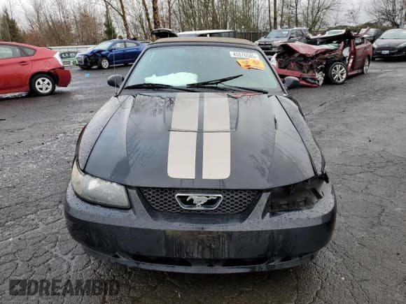 ✅ 2004 Ford Mustang Deluxe • VIN: 1FAFP44454F122839 • Lot: 45576585. Listed on Copart with 154,049 mi. Free auction sales archive from the USA and detailed vehicle history report at DreamBid. Image 5.