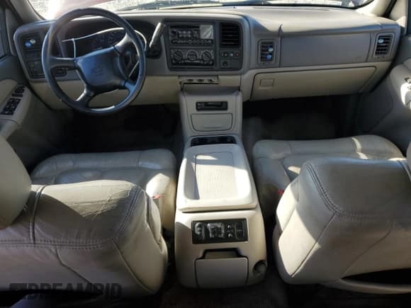 ✅ 2002 Chevrolet Suburban LT • VIN: 1GNEC16Z92J148631 • Лот: 48424695. Опубликован ранее на Copart с пробегом 224 787 миль. Бесплатный доступ к архиву аукционных продаж из США и подробный отчёт об истории автомобиля на DreamBid. Изображение 8.