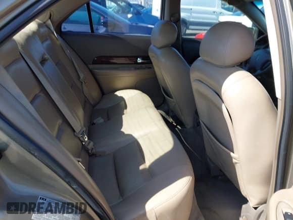 ✅ 2001 Lincoln LS Sport • VIN: 1LNHM86S31Y714332 • Лот: 42238079. Опубликован ранее на IAAI с пробегом 74 152 миль. Бесплатный доступ к архиву аукционных продаж из США и подробный отчёт об истории автомобиля на DreamBid. Изображение 8.