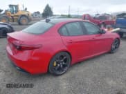 ✅ 2018 Alfa Romeo Giulia Ti • VIN: ZARFAECN4J7594201 • Лот: 41969669. Опубликован ранее на IAAI с пробегом 64 993 миль. Бесплатный доступ к архиву аукционных продаж из США и подробный отчёт об истории автомобиля на DreamBid. Изображение 4.