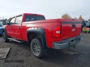 ✅ 2007 Chevrolet Silverado 2500HD 1LT • VIN: 1GCHK23K17F554354 • Lot: 43654730. Wystawiony na IAAI z przebiegiem 260 861 mil. Bezpłatny archiwum sprzedaży aukcyjnych z USA i szczegółowy raport historii pojazdu na DreamBid. Zdjęcie 3.