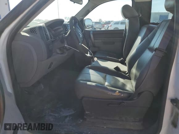 ✅ 2013 Chevrolet Silverado 2500HD Work Truck • VIN: 1GC0CVCG6DF245336 • Лот: 70867634. Опубликован ранее на Copart с пробегом 76 390 миль. Бесплатный доступ к архиву аукционных продаж из США и подробный отчёт об истории автомобиля на DreamBid. Изображение 7.