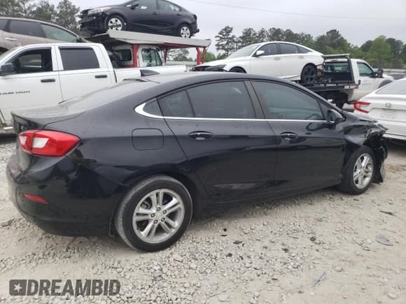✅ 2018 Chevrolet Cruze LT • VIN: 1G1BE5SM8J7242236 • Lot: 49886043. Listed on Copart with 65,872 mi. Free auction sales archive from the USA and detailed vehicle history report at DreamBid. Image 3.