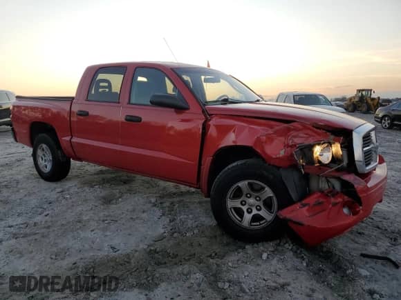 2006 Dodge Dakota SLT с VIN 1D7HE48K16S687252, выставлен на аукционе Copart как лот 85210814 с пробегом 250 541 миль миль и На запчасти • Non repairable. История ставок и продаж доступна на DreamBid. Изображение 4.