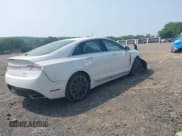 ✅ 2016 Lincoln MKZ • VIN: 3LN6L2JK8GR626690 • Lot: 42438226. Listed on IAAI with 51,678 mi. Free auction sales archive from the USA and detailed vehicle history report at DreamBid. Image 4.