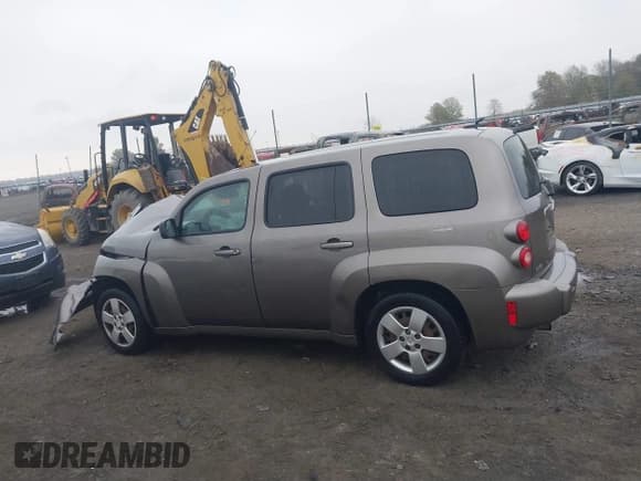 ✅ 2011 Chevrolet HHR LS • VIN: 3GNBAAFW5BS553088 • Lot: 41017260. Listed on IAAI with 159,026 mi. Free auction sales archive from the USA and detailed vehicle history report at DreamBid. Image 14.