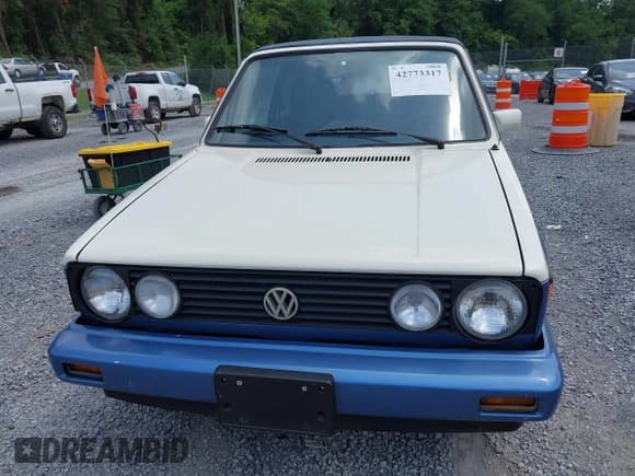 ✅ 1989 Volkswagen Cabriolet • VIN: WVWCA0155KK028971 • Lot: 42773317. Listed on IAAI with 200,236 mi. Free auction sales archive from the USA and detailed vehicle history report at DreamBid. Image 6.