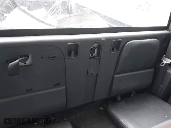 2008 Dodge Dakota z VIN 1D7HW32K08S514373, wystawiony jako IAAI lot #41814272 z przebiegiem 137 787 mil mil oraz . Historia ofert i sprzedaży dostępna na DreamBid. Obrazek 8.