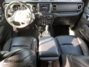 ✅ 2022 Jeep Wrangler Unlimited Sahara High Altitude • VIN: 1C4JJXP63NW239633 • Lot: 48973285. Listed on Copart with 21,906 mi. Free auction sales archive from the USA and detailed vehicle history report at DreamBid. Image 8.