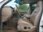 ✅ 1999 Ford Expedition XLT • VIN: 1FMPU18L1XLC18198 • Lot: 81262565. Listed on Copart with Not provided. Free auction sales archive from the USA and detailed vehicle history report at DreamBid. Image 7.