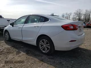 ✅ 2019 Chevrolet Cruze LT • VIN: 1G1BE5SM2K7146765 • Лот: 43485573. Опубликован ранее на Copart с пробегом 109 685 миль. Бесплатный доступ к архиву аукционных продаж из США и подробный отчёт об истории автомобиля на DreamBid. Изображение 2.