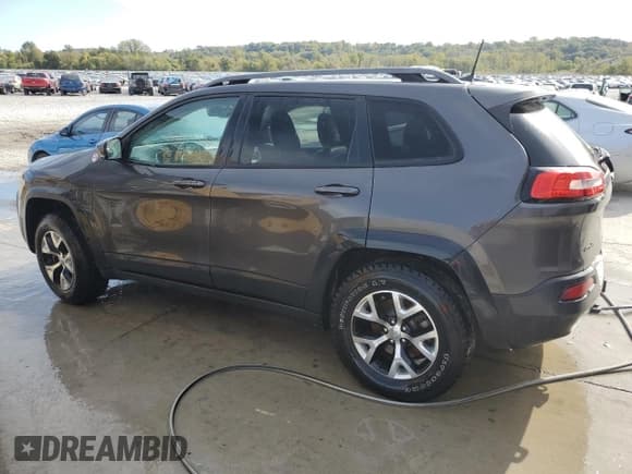 ✅ 2017 Jeep Cherokee Trailhawk L Plus • VIN: 1C4PJMBS0HW602472 • Лот: 87439865. Опубликован ранее на Copart с пробегом 103 605 миль. Бесплатный доступ к архиву аукционных продаж из США и подробный отчёт об истории автомобиля на DreamBid. Изображение 2.