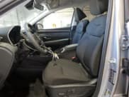 ✅ 2022 Hyundai Tucson Preferred • VIN: KM8JBCAE3NU170567 • Lot: 49965335. Wystawiony na Copart z przebiegiem 22 950 mil. Bezpłatny archiwum sprzedaży aukcyjnych z USA i szczegółowy raport historii pojazdu na DreamBid. Zdjęcie 7.