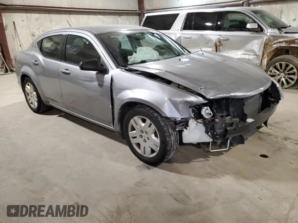 ✅ 2013 Dodge Avenger SE • VIN: 1C3CDZAB7DN616118 • Лот: 74194764. Опубликован ранее на Copart с пробегом 83 552 миль. Бесплатный доступ к архиву аукционных продаж из США и подробный отчёт об истории автомобиля на DreamBid. Изображение 4.