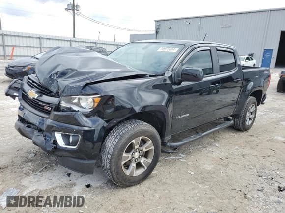 ✅ 2018 Chevrolet Colorado 4WD Z71 • VIN: 1GCGTDEN2J1213450 • Лот: 70975404. Опубликован ранее на Copart с пробегом 46 307 миль. Бесплатный доступ к архиву аукционных продаж из США и подробный отчёт об истории автомобиля на DreamBid. Изображение 1.
