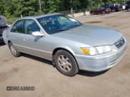 ✅ 2001 Toyota Camry CE • VIN: 4T1BG22K31U028704 • Lot: 43063274. Wystawiony na IAAI z przebiegiem 177 446 mil. Bezpłatny archiwum sprzedaży aukcyjnych z USA i szczegółowy raport historii pojazdu na DreamBid. Zdjęcie 1.