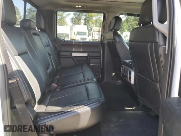 ✅ 2021 Ford F-350 XLT • VIN: 1FT8W3BT9MEC18327 • Lot: 71986995. Wystawiony na Copart z przebiegiem 74 803 mil. Bezpłatny archiwum sprzedaży aukcyjnych z USA i szczegółowy raport historii pojazdu na DreamBid. Zdjęcie 10.