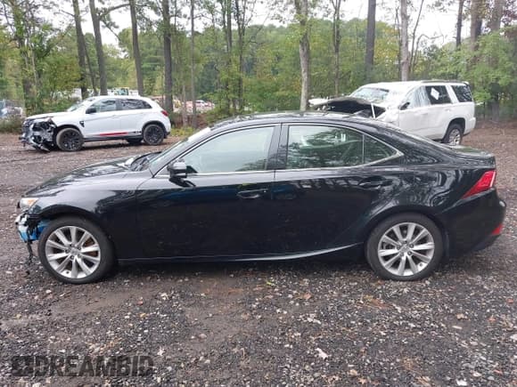 ✅ 2014 Lexus IS 250 • VIN: JTHCF1D26E5003877 • Lot: 43463768. Listed on IAAI with 156,190 mi. Free auction sales archive from the USA and detailed vehicle history report at DreamBid. Image 14.