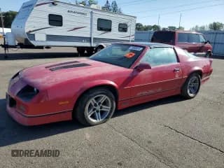 ✅ 1987 Chevrolet Camaro • VIN: 1G1FP2182HL131357 • Lot: 73988924. Wystawiony na Copart z przebiegiem 22 846 mil. Bezpłatny archiwum sprzedaży aukcyjnych z USA i szczegółowy raport historii pojazdu na DreamBid. Zdjęcie 1.