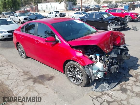 ✅ 2023 Kia Forte LXS • VIN: 3KPF24AD7PE627907 • Lot: 43326356. Wystawiony na IAAI z przebiegiem 58 255 mil. Bezpłatny archiwum sprzedaży aukcyjnych z USA i szczegółowy raport historii pojazdu na DreamBid. Zdjęcie 1.