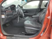 ✅ 2020 Kia Niro Touring SE • VIN: KNDCC3LC9L5394178 • Lot: 67714794. Listed on Copart with 112,743 mi. Free auction sales archive from the USA and detailed vehicle history report at DreamBid. Image 7.